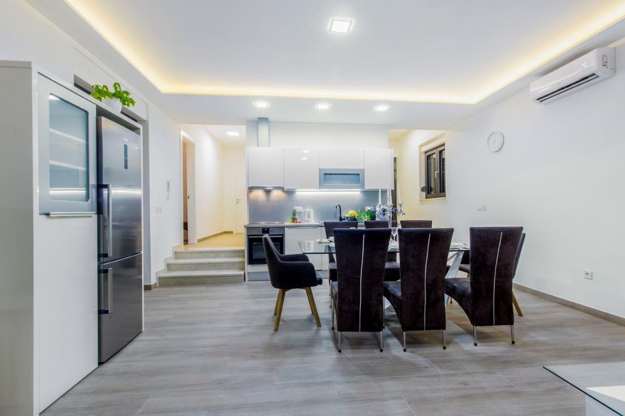Villa Eden Srima Εξωτερικό φωτογραφία